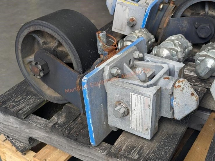 4--tandemloc-container-casters-w/-locks-image-15