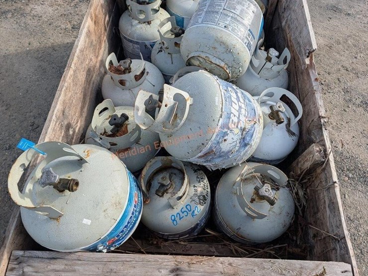 ~16--propane-tanks-image-10