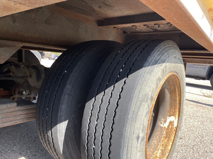 #1510-•-1992-24'-wisconsin-16-ton-tilt-bed-trailer-(has-wi-title)-image-20