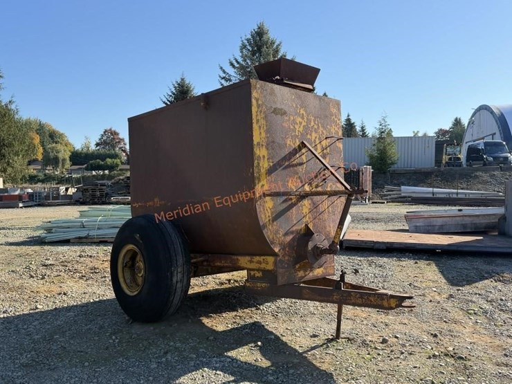 sb-manure-spreader-tank-trailer-image-2