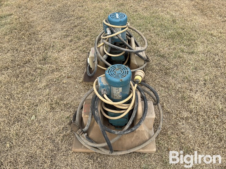 neptune-center-pivot-irrigation-chemical-fertilizer-pumps-image-4