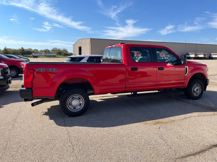 #1523-•-2021-ford-f-250-xl-pickup-truck-(has-wi-title)-image-5