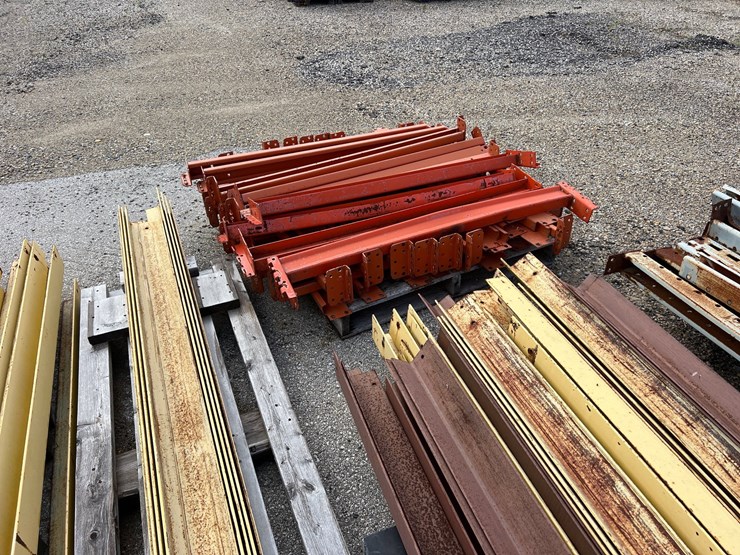 #2103-•-steel-pallet-racking-upright-frames,-cross-beams,-and-more-image-11