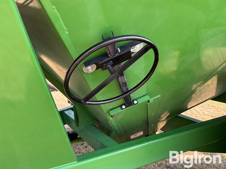 2012-j&m-875-18-grain-cart-image-13