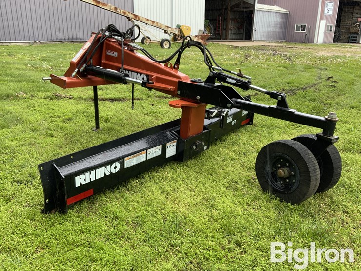 rhino-1540-10'-3-pt-hydraulic-blade-w/gauge-wheels-image-7