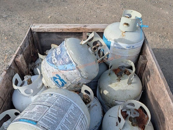 ~16--propane-tanks-image-7