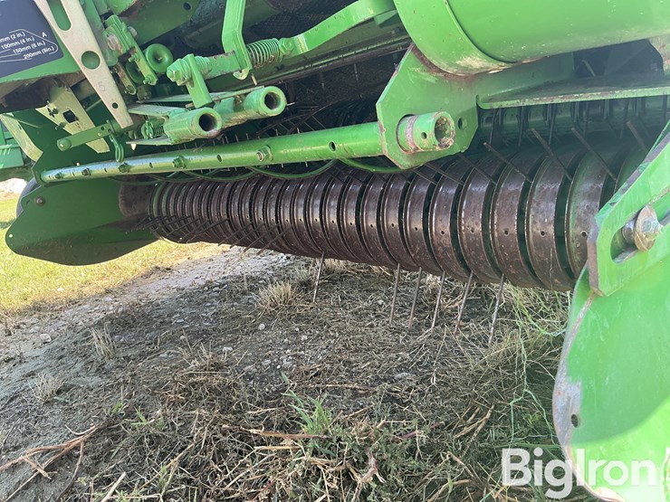 2004-john-deere-567-megawide-round-baler-image-14