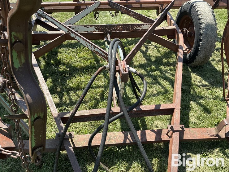 noble-800-series-cart-w/-4-section-harrow-image-12