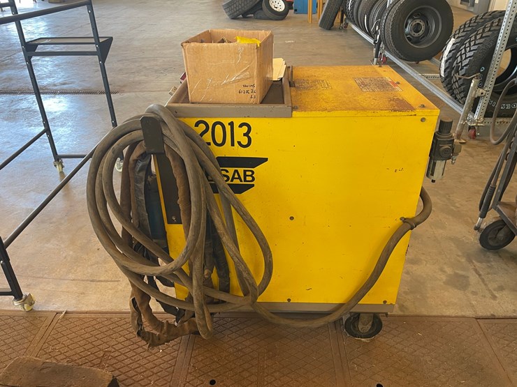 #1542-•-1995-esab-pcm-100-plasma-cutter-image-5