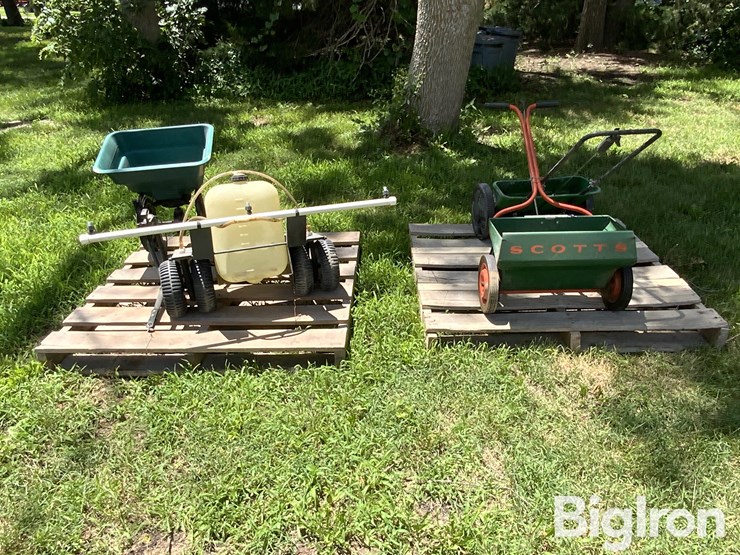 walk-behind-&-pull-type-lawn-spreaders-&-sprayer-image-2