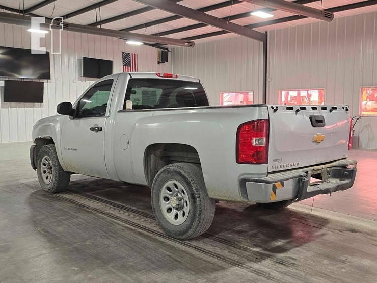 2013-chevrolet-silverado-1500-image-4