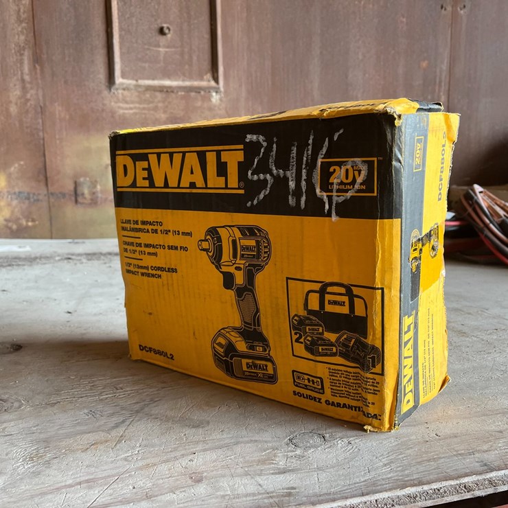 #3416 • DeWalt 1/2" Impact Driver