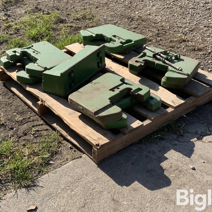John Deere 100# Tractor Suitcase Weights