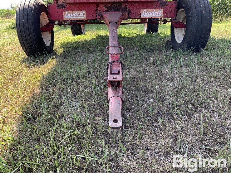 lundell-1290-gravity-wagon-image-19