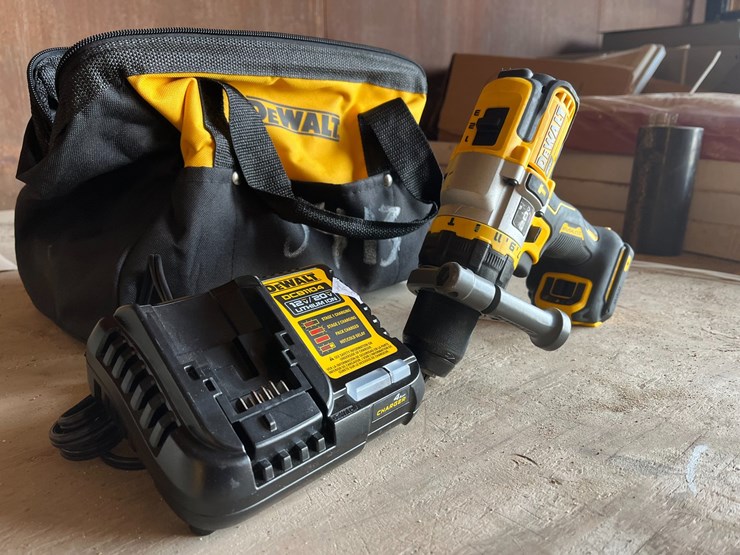 #3413-•-dewalt-cordless-1/2"-hammerdrill-image-1