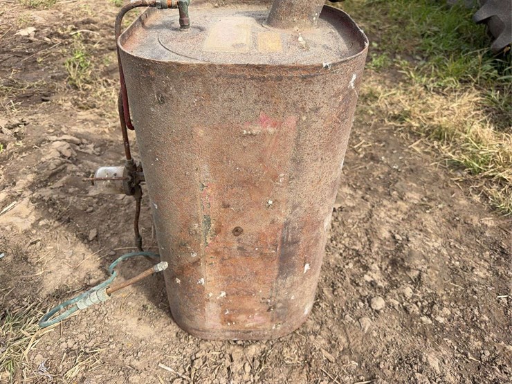 farmall-fuel-tank-image-6