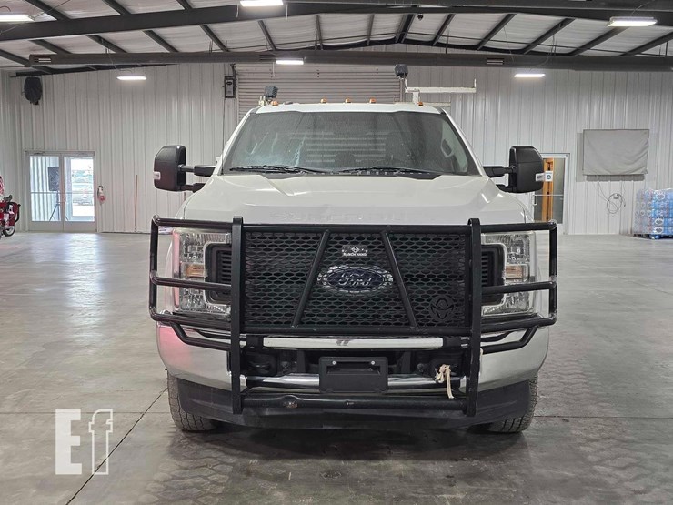 2018-ford-f350-image-7