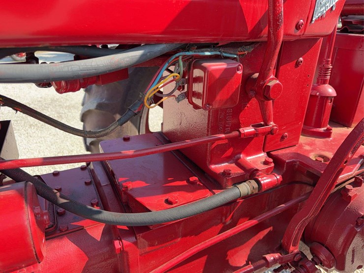 farmall-400-diesel-image-40