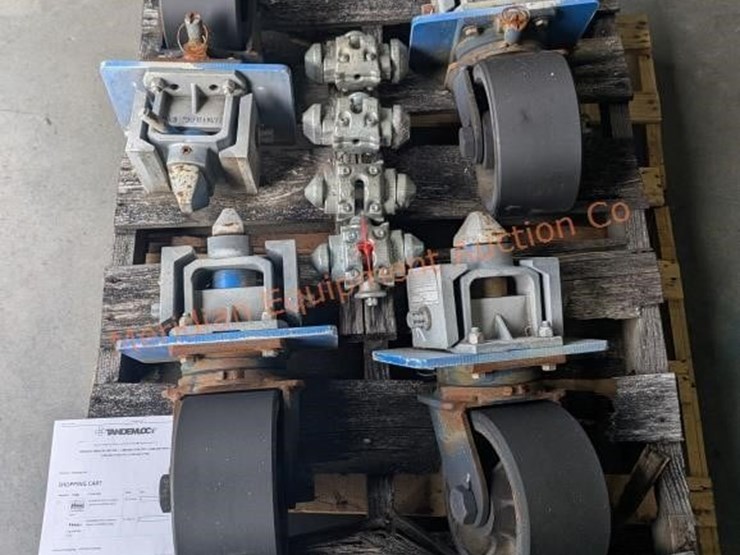 4--tandemloc-container-casters-w/-locks-image-1