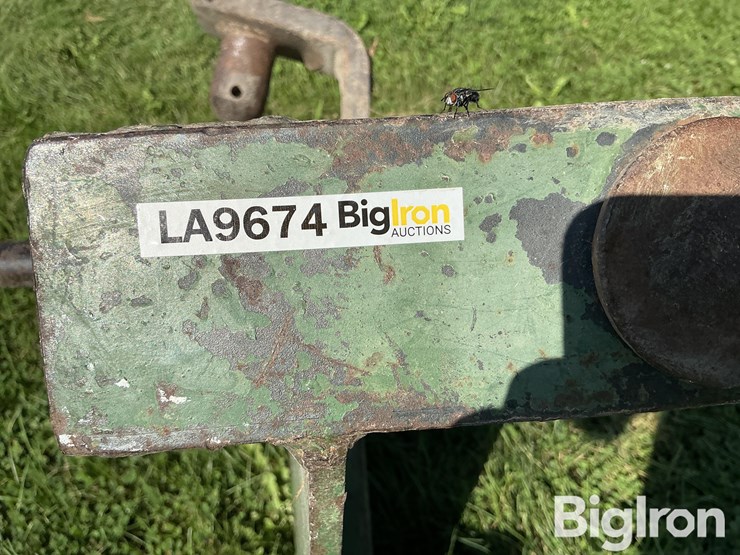 john-deere-3-pt-bale-carrier-w/-trailer-hitch-image-16