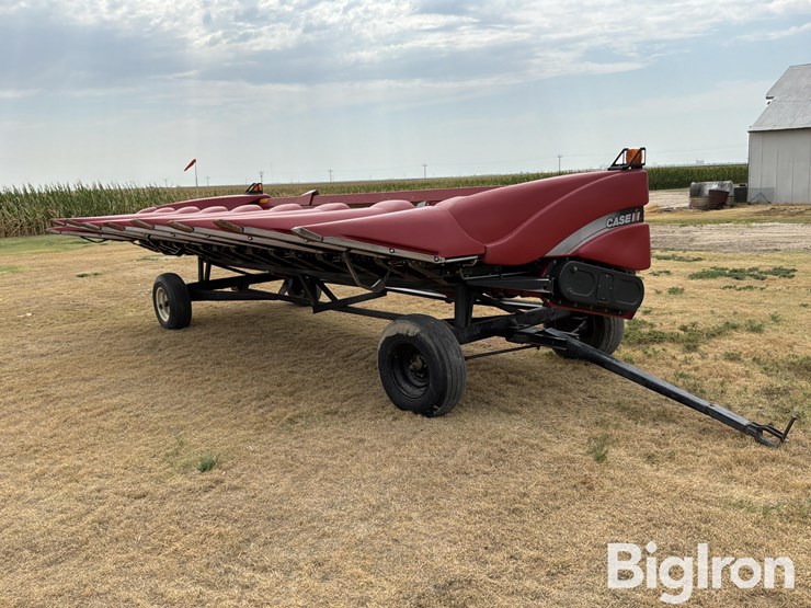 2011-case-ih-3208-30-converted-corn-head-to-row-crop-head-w/header-trailer-image-1