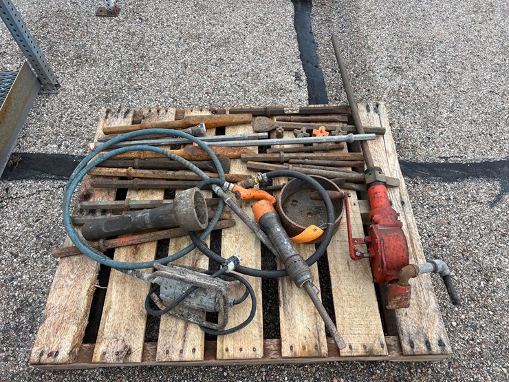 #2109-•-breaker-bits,-pneumatic-tools,-concrete-vibrator-motor,-rotary-barrel-pump,-and-more-image-2