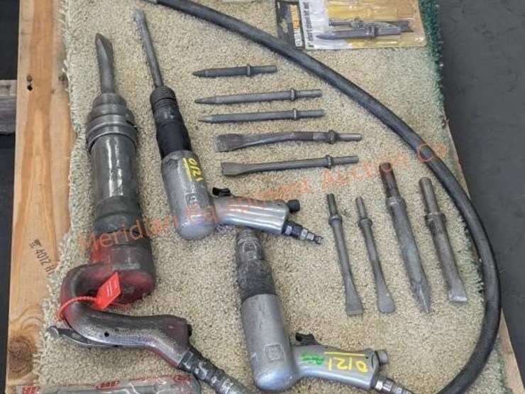 3--assorted-air-pneumatic-chisels-w/-accessories-image-4