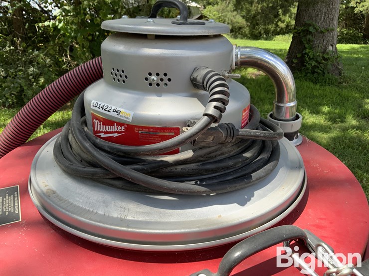 milwaukee-wet/dry-vacuum-image-10