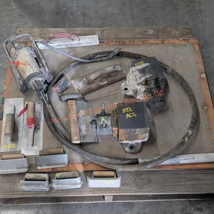 Pallet- Concrete Vibrators & Assorted Tools
