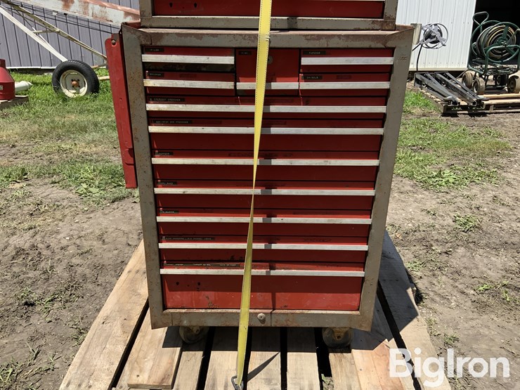 portable-tool-chests-image-9