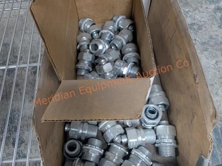 wire-rack-w/-asst-electrical-fittings-&-misc-parts-image-18