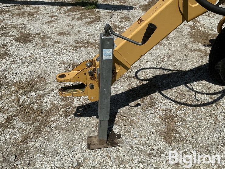 2009-vermeer-r2300-twin-basket-hay-rake-image-9