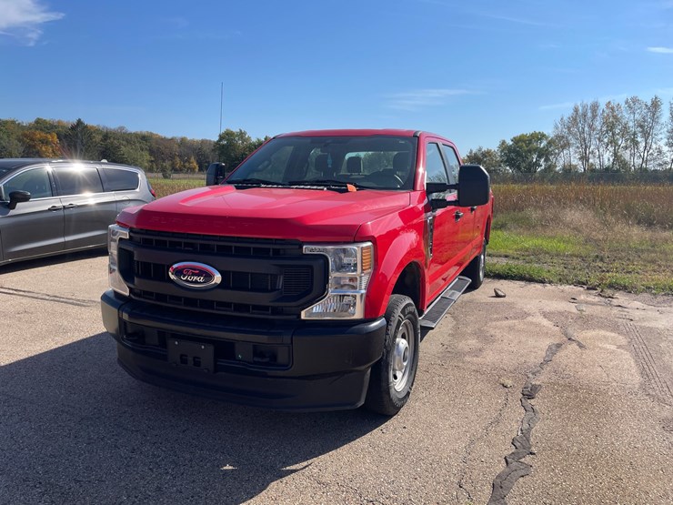 #1524-•-2021-ford-f-250-xl-pickup-truck-(has-wi-title)-image-1