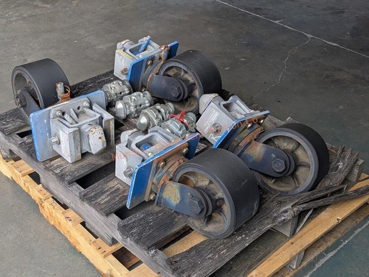 4--tandemloc-container-casters-w/-locks-image-9