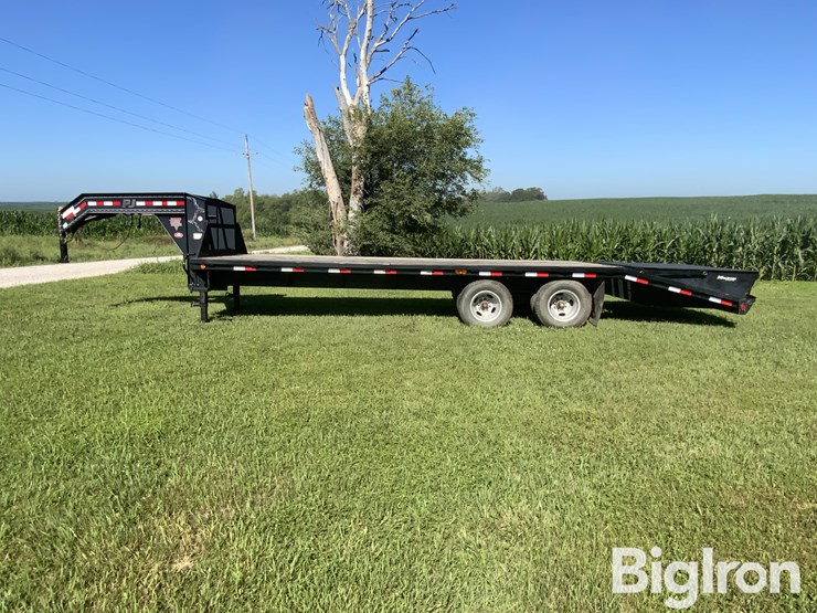2013-pj-26'-low-pro-t/a-gooseneck-deckover-flatbed-trailer-image-8