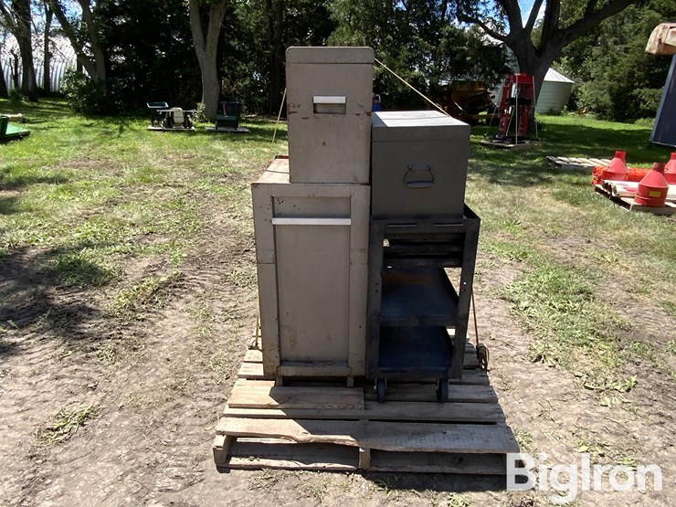 portable-tool-chests-image-4