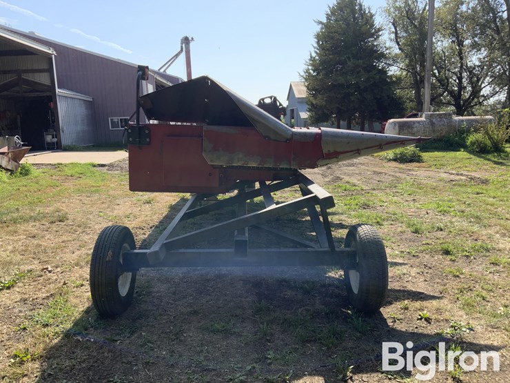 1998-case-ih-1063-6r30-corn-head-w/-wemhoff-header-trailer-image-4