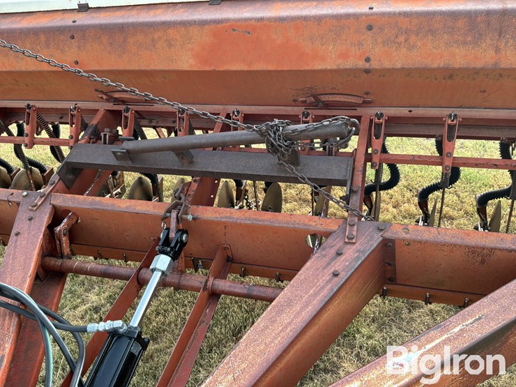 international-510-disc-drill-image-12