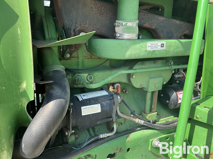 1981-john-deere-4240-2wd-tractor-image-15