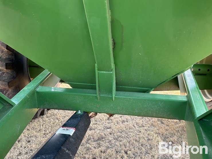 2012-j&m-875-18-grain-cart-image-12