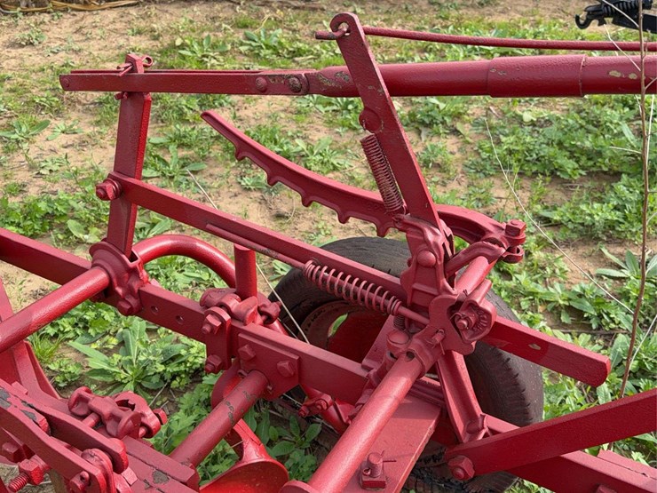 oliver-two-bottom-plow-image-11