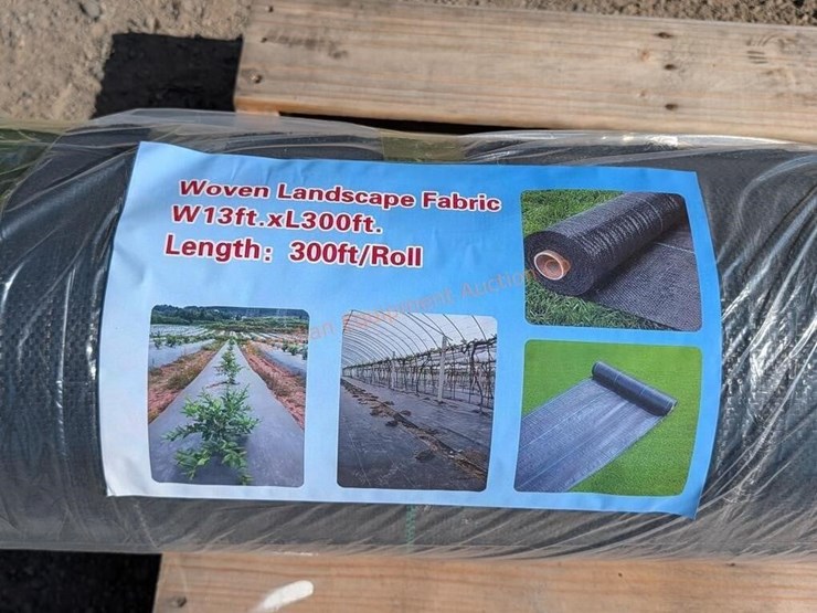 1--rolls-landscape-fabric-13'x300'-image-3