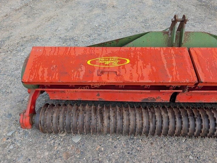 brillion-sure-stand-8'-3pt-seeder-image-9