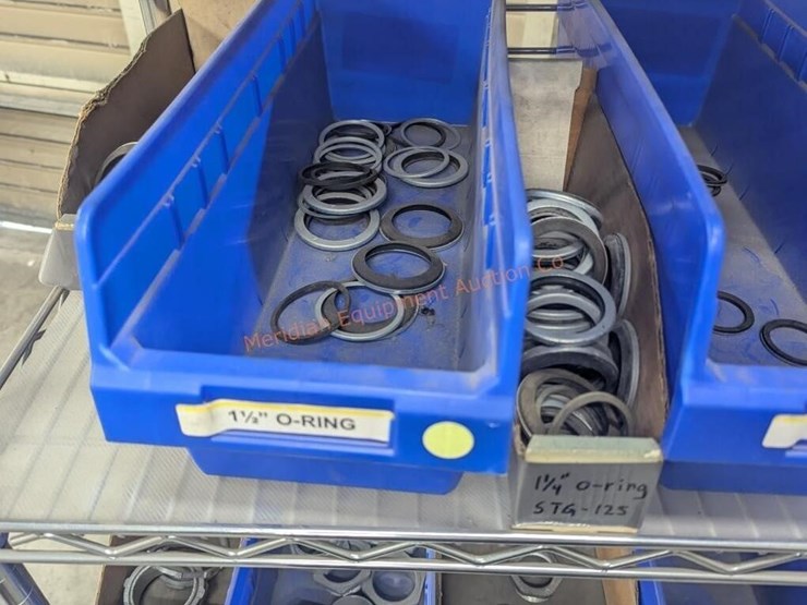 wire-rolling-rack-w/-assorted-electrical-parts-image-15