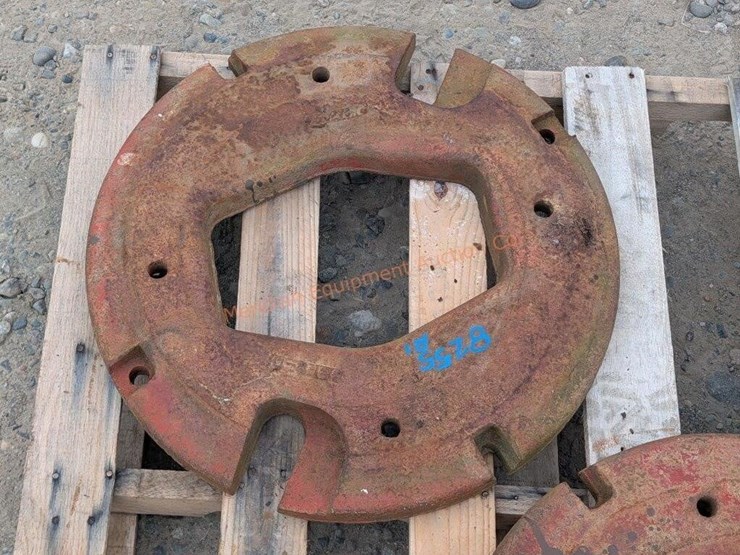 2--farmall-tractor-wheel-weights-image-7