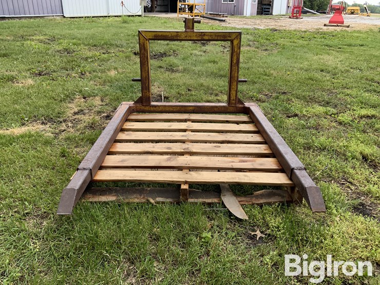 3-pt-&-loader-hay-bale-forks-image-14