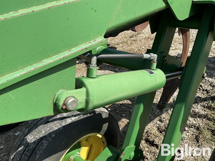 john-deere-512-disk-ripper-image-19