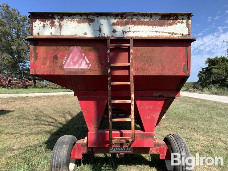 lundell-1290-gravity-wagon-image-9