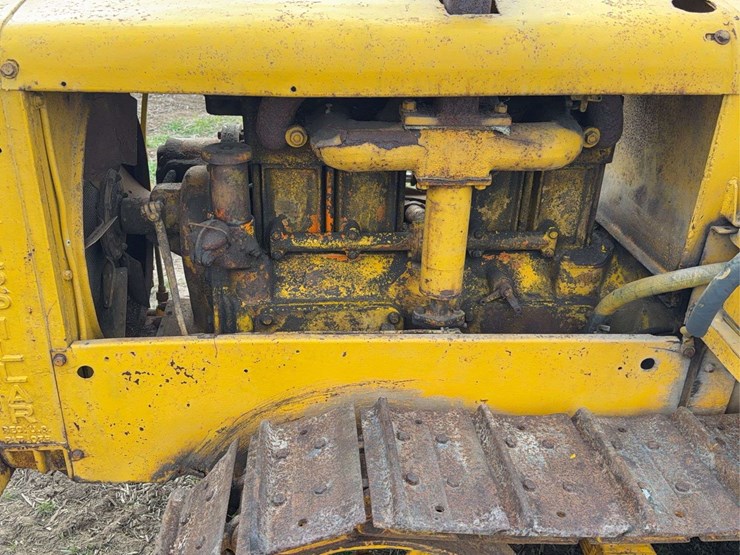 caterpillar-twenty-eight-image-43
