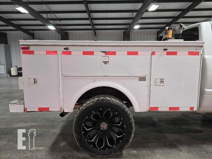 2001-ram-service-truck-6925-image-18